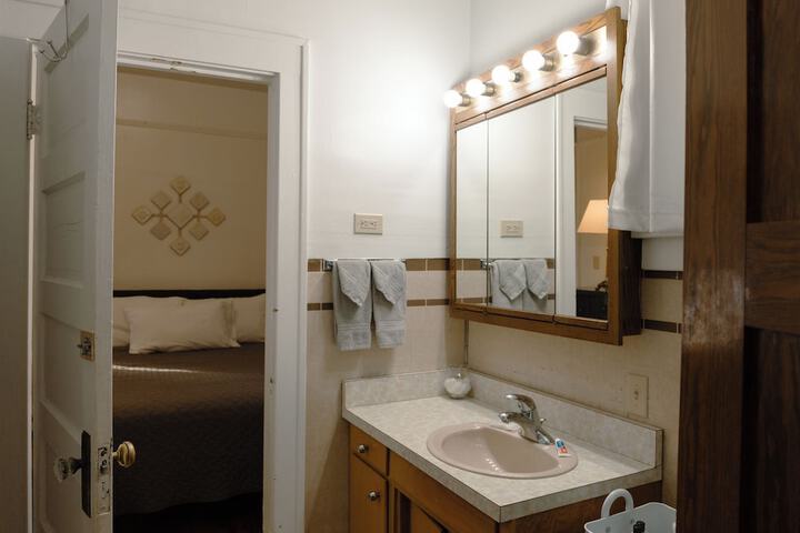 Room 115 of 234