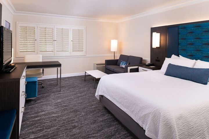 Room 25 of 50