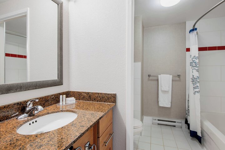 Residence Inn by Marriott Kingston Waters Edge