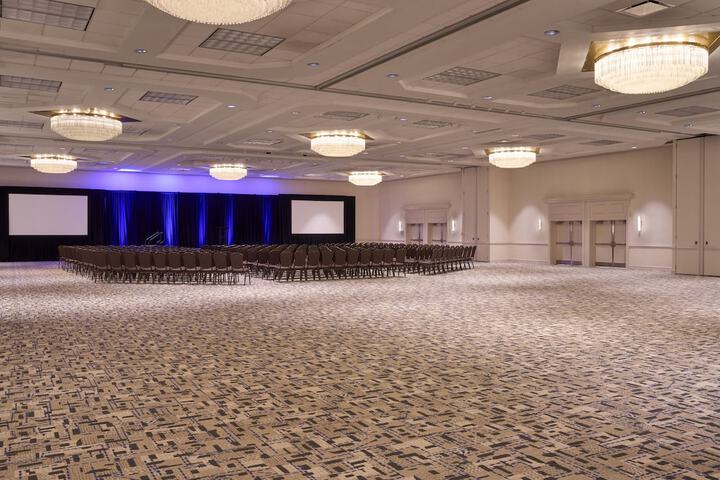 Sheraton Pittsburgh Hotel at Station Square