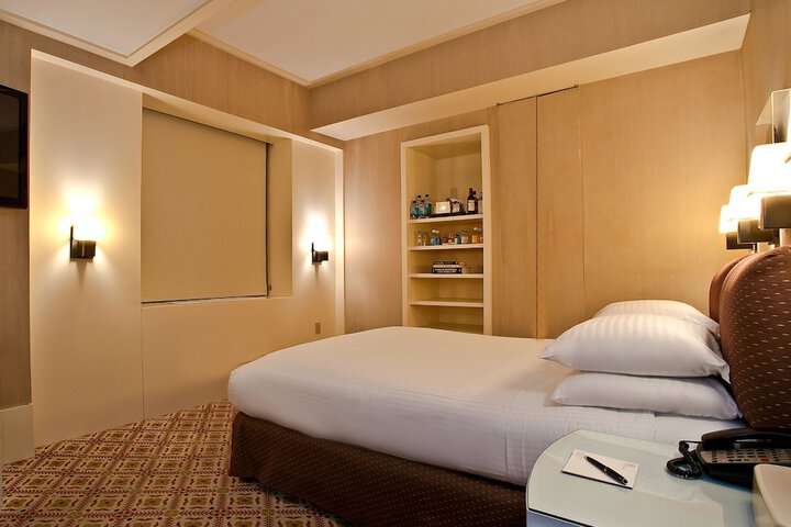 Room 19 of 45