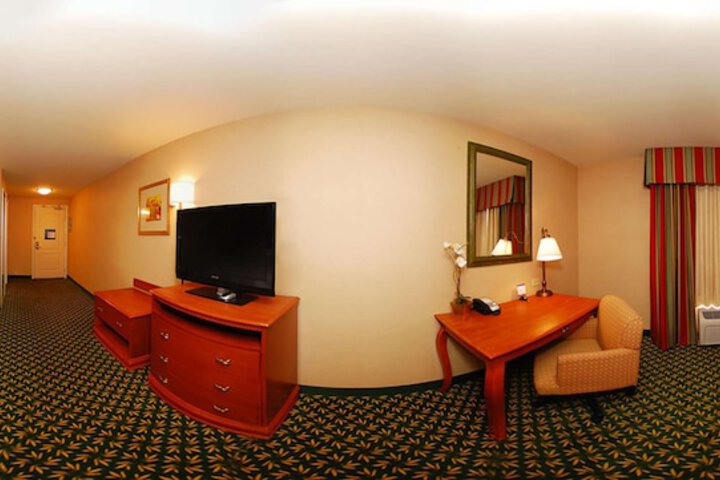 Room 14 of 41