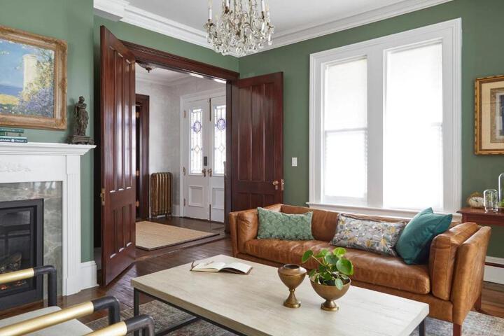 The Kent Collection - The Victorian