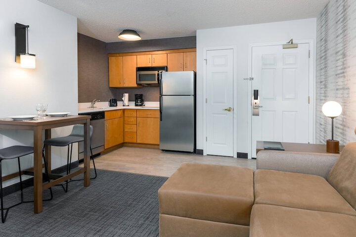 Room 20 of 39