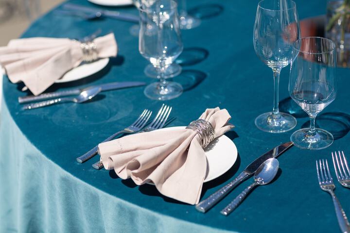 Dining 78 of 98