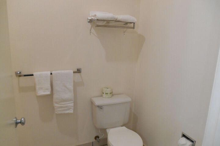 GuestHouse Enumclaw