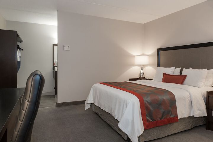 Room 16 of 33