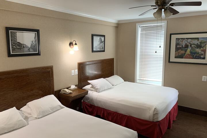 Room 8 of 21