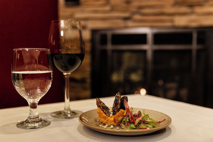 Dining 108 of 181