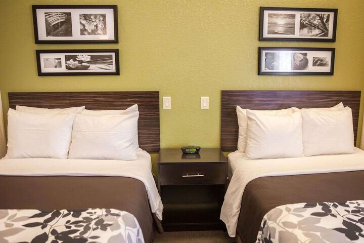 Room 32 of 57