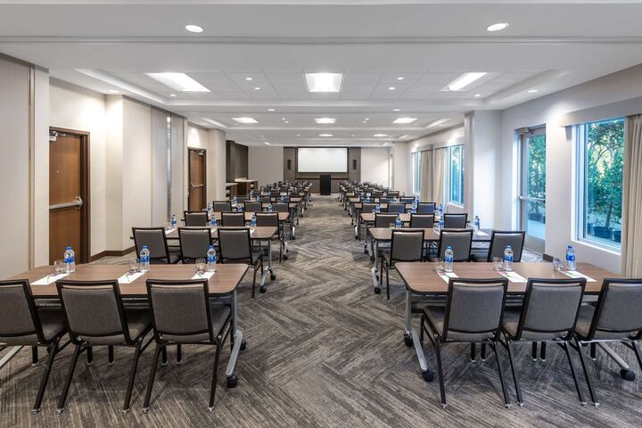 Hyatt Place San Jose Airport