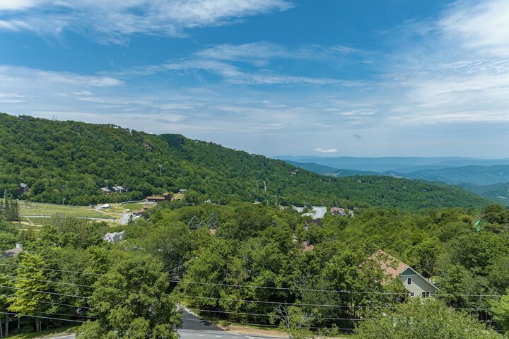 4 Seasons at Beech Mountain
