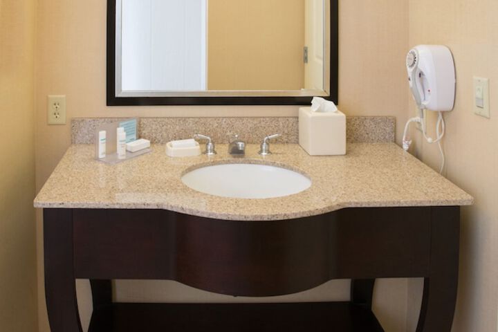 Hampton Inn & Suites Providence Downtown