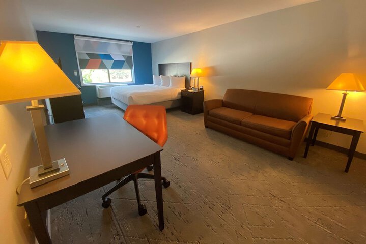 Room 29 of 63
