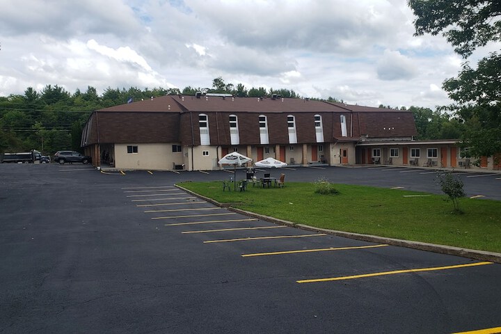 Best Value Inn & Suites Parry Sound
