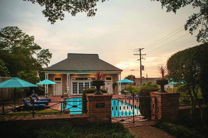 Pool 22 of 147