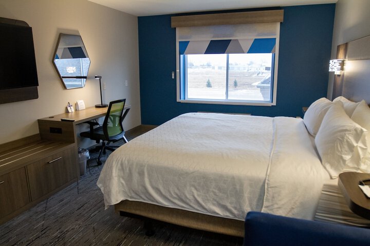 Room 33 of 56