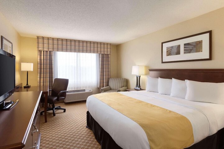 Room 4 of 14