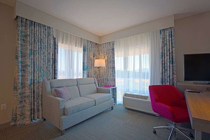 Room 34 of 49