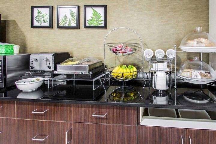 Breakfast/Coffee Service 37 of 42