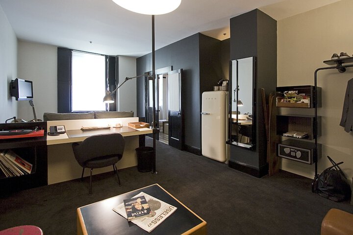 Room 63 of 99