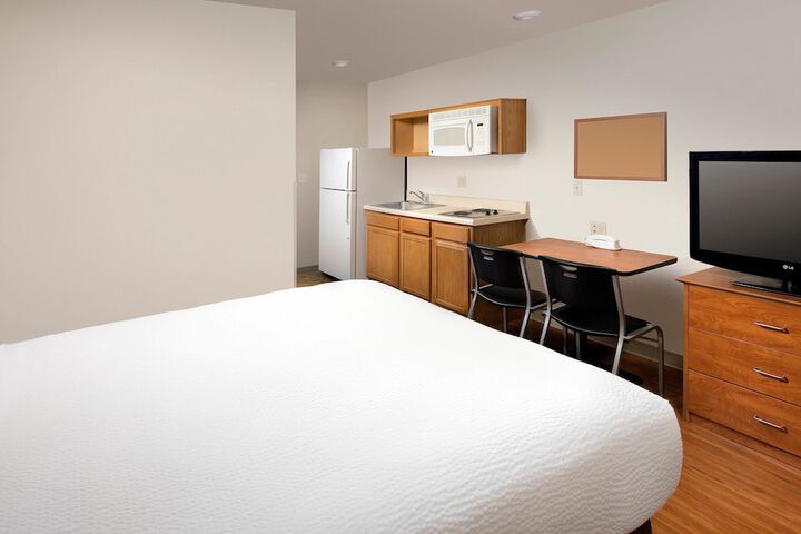 Room 28 of 39