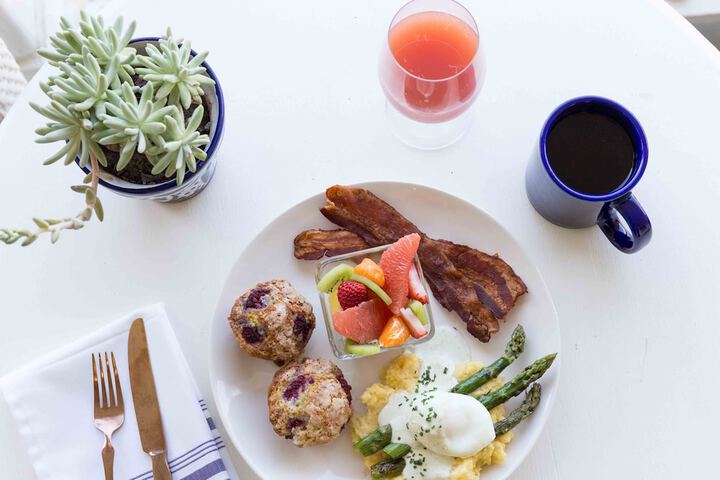 Breakfast/Coffee Service 60 of 74