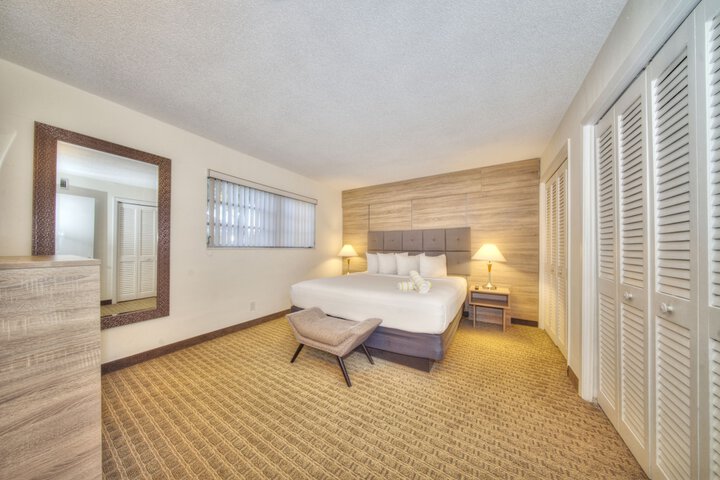 Room 28 of 51
