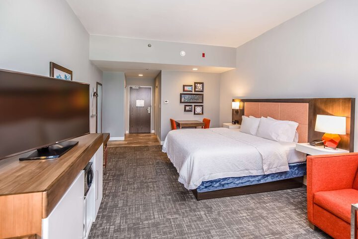 Room 25 of 110