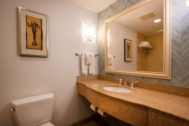 Room 8 of 22