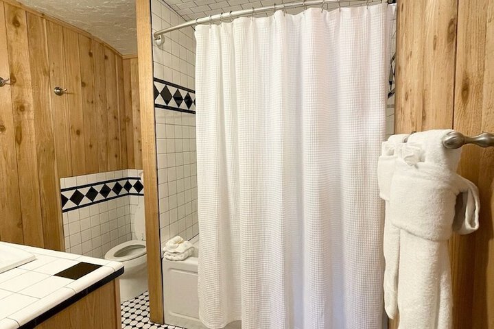 Room 118 of 150