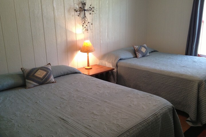 Room 124 of 213