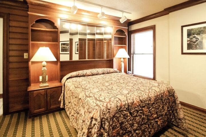 Room 28 of 39