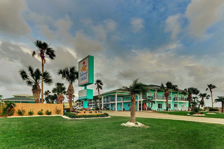Hotel 5 of 35