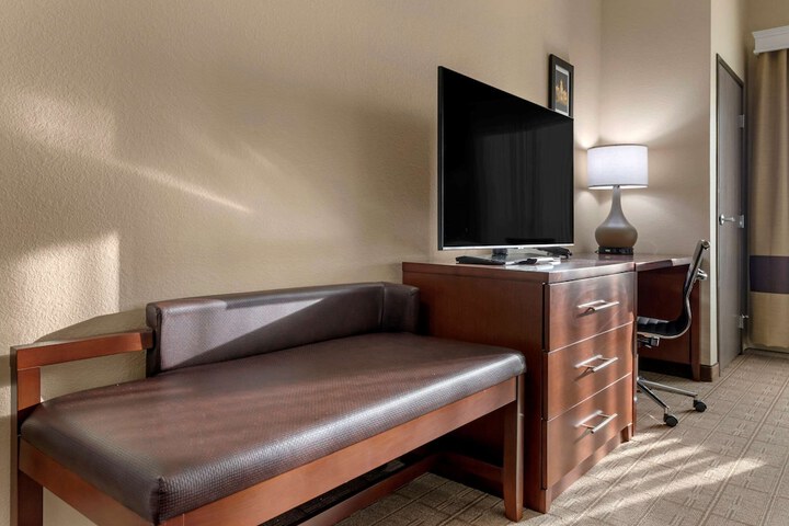 Comfort Inn & Suites North Mankato