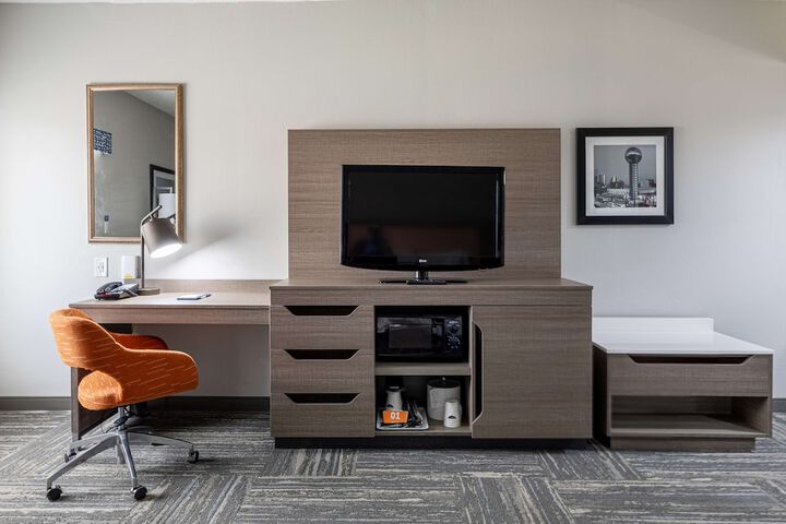 Hampton Inn & Suites Knoxville-Downtown