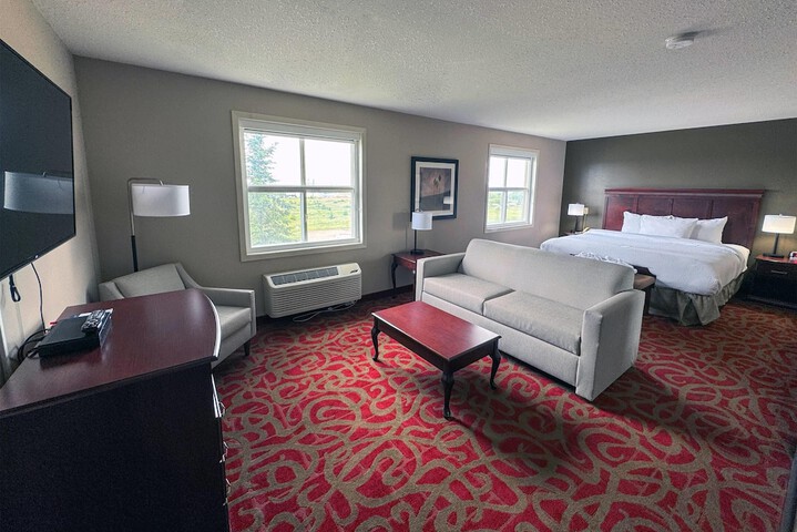 Ramada by Wyndham Sherwood Park