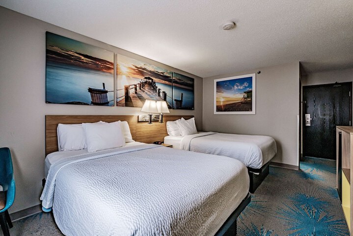 Room 32 of 52