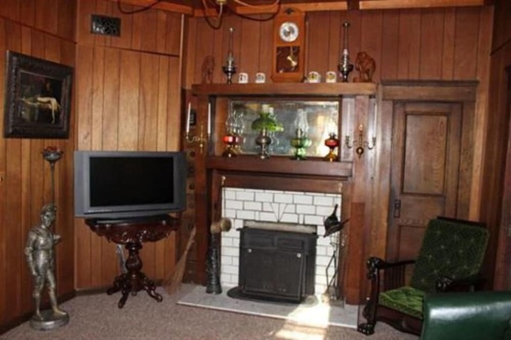 Lounge 59 of 66