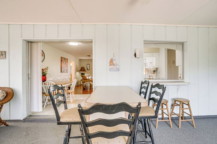 Englewood Home on Canal: Boat to Lemon Bay!