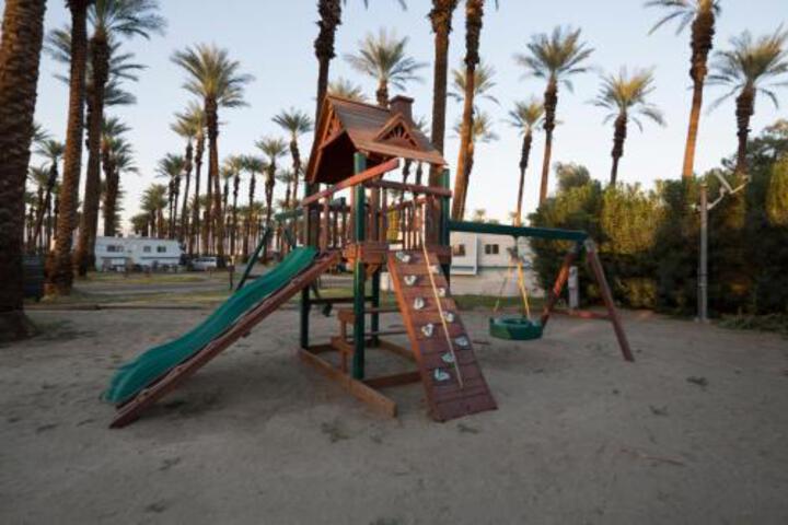 Palm Springs Camping Resort Cabin 7