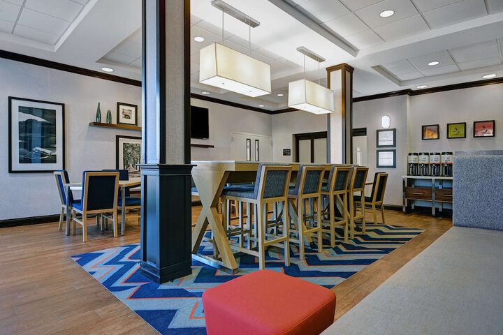 Hotel Interior 10 of 43