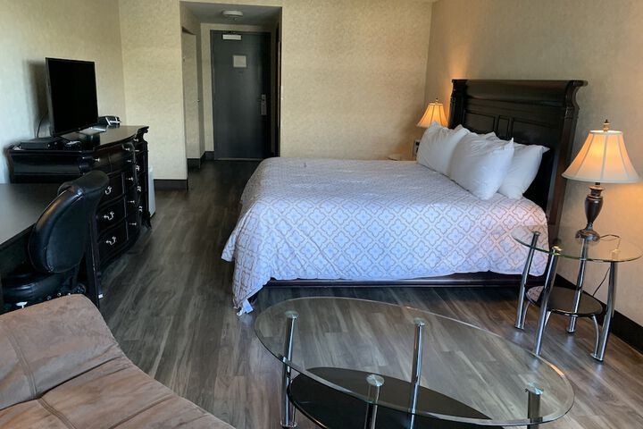 Room 36 of 61