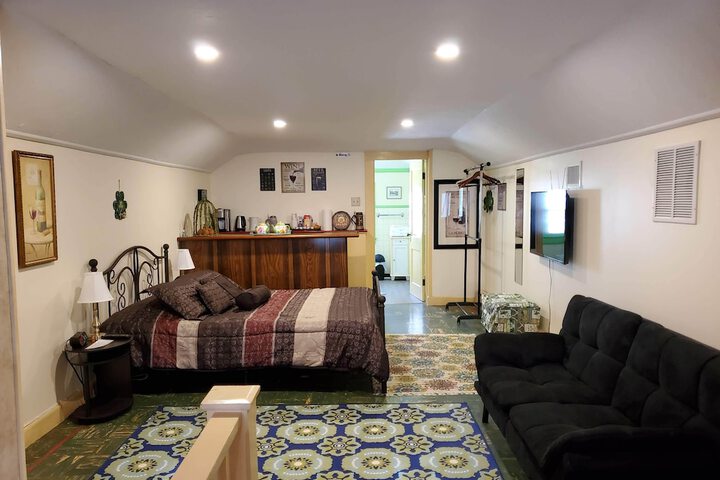 Room 36 of 47