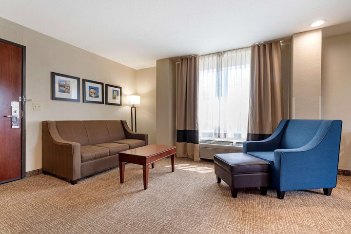 Room 21 of 68