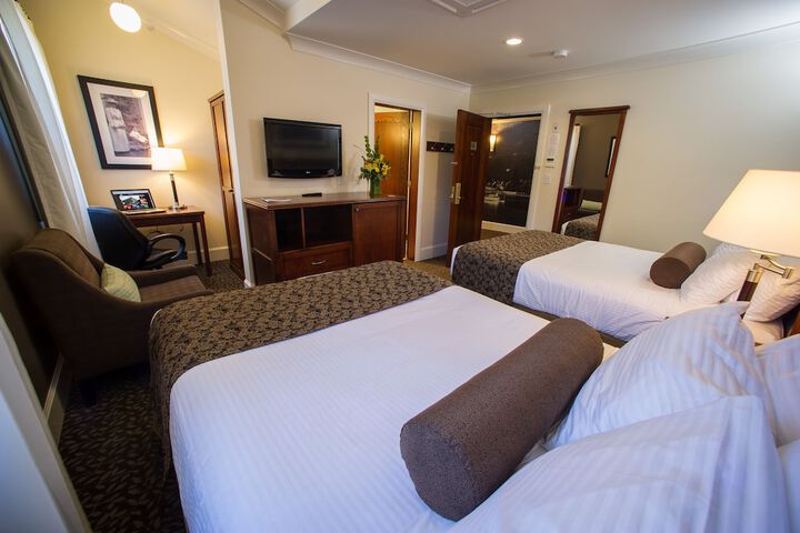 Hume Hotel & Spa
