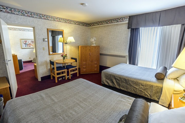 Room 30 of 67
