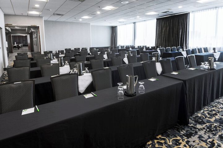 Holiday Inn Sioux Falls-City Centre by IHG