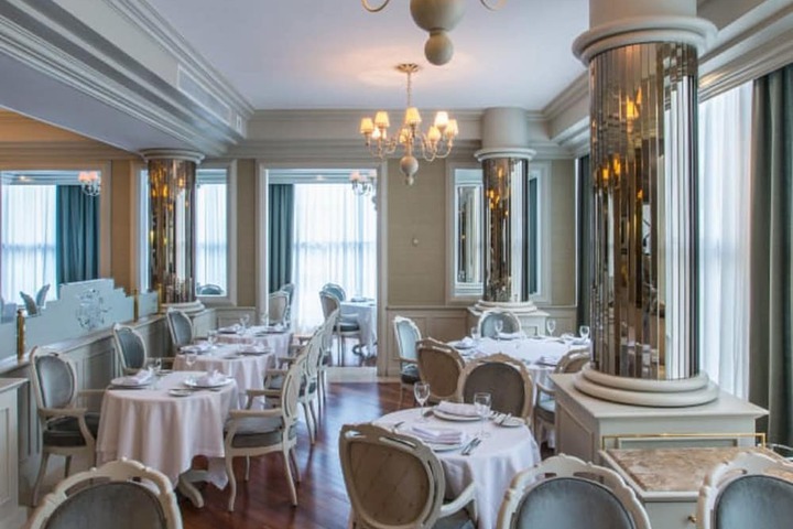 Dining 97 of 123