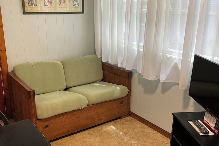 Room 42 of 70